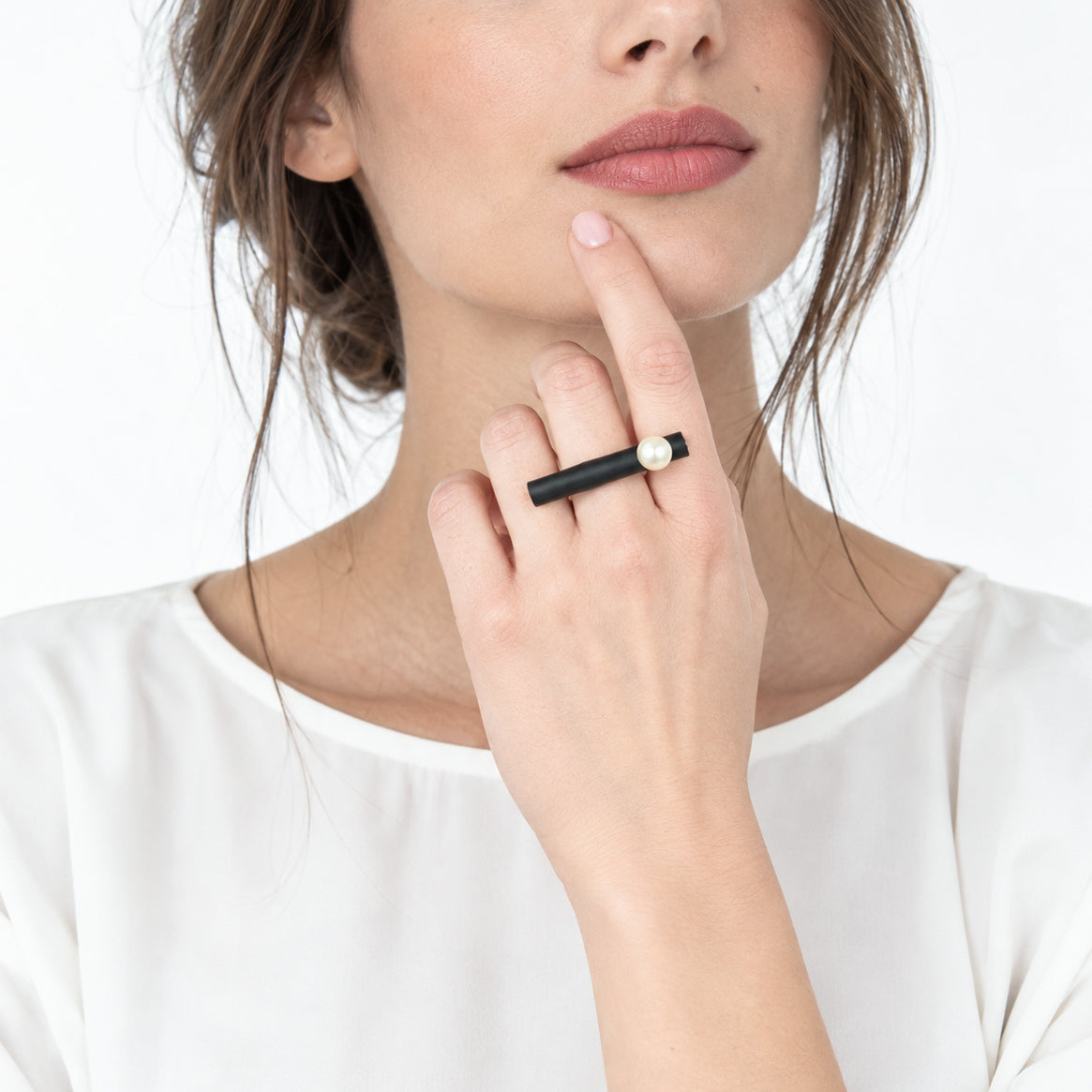 BILICO ring - black / white pearl