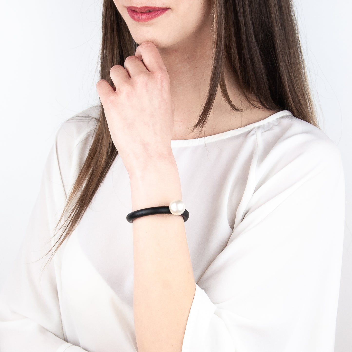 Bracciale BILICO - nero / perla bianca