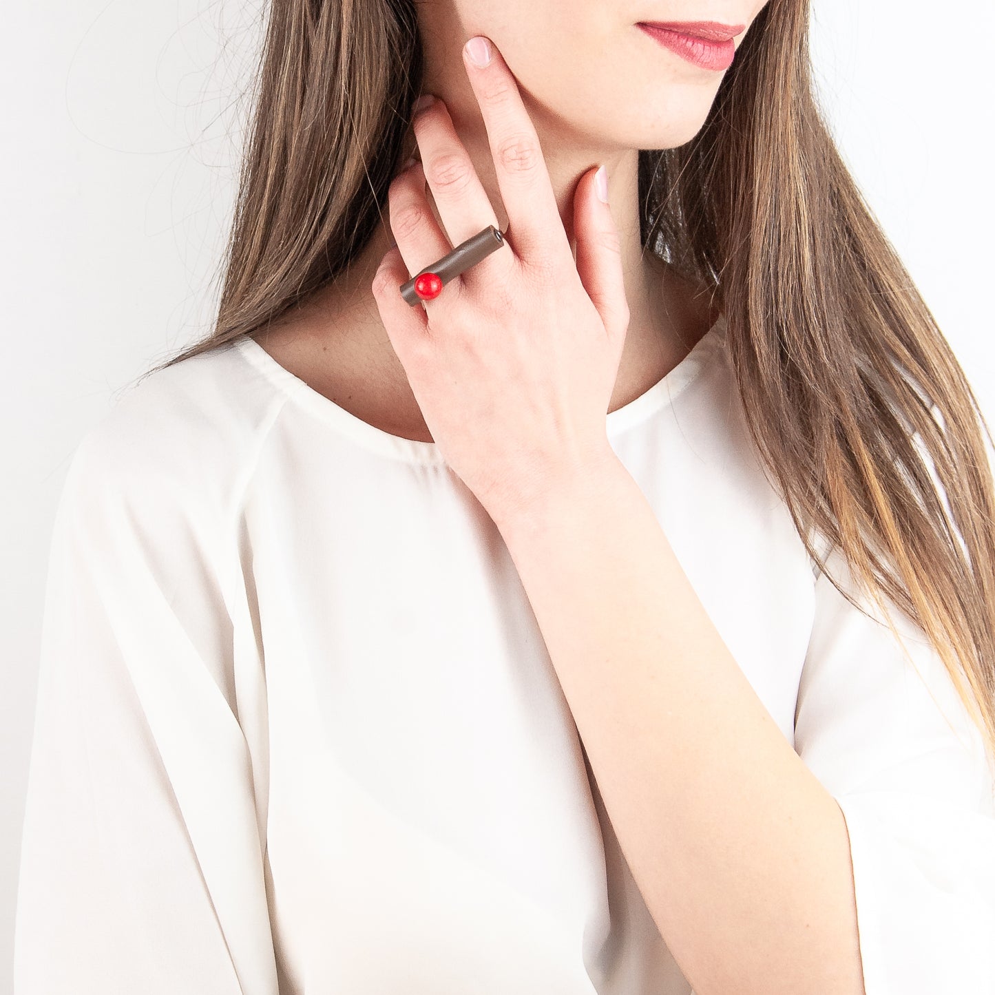 BILICO ring - brown / red pearl