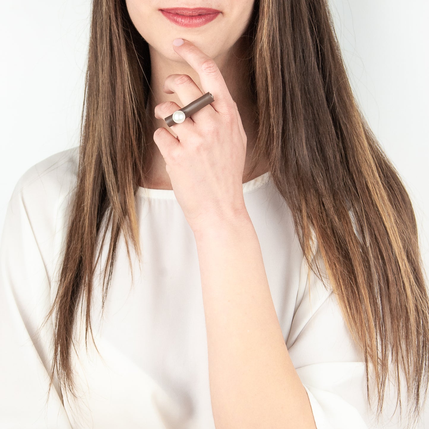 BILICO ring - brown / white pearl