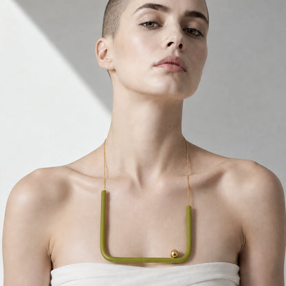 BILICO square necklace - green / gold pearl
