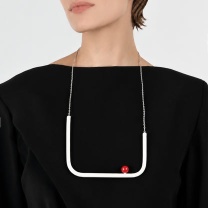 Collana BILICO quadra - bianco / perla rossa