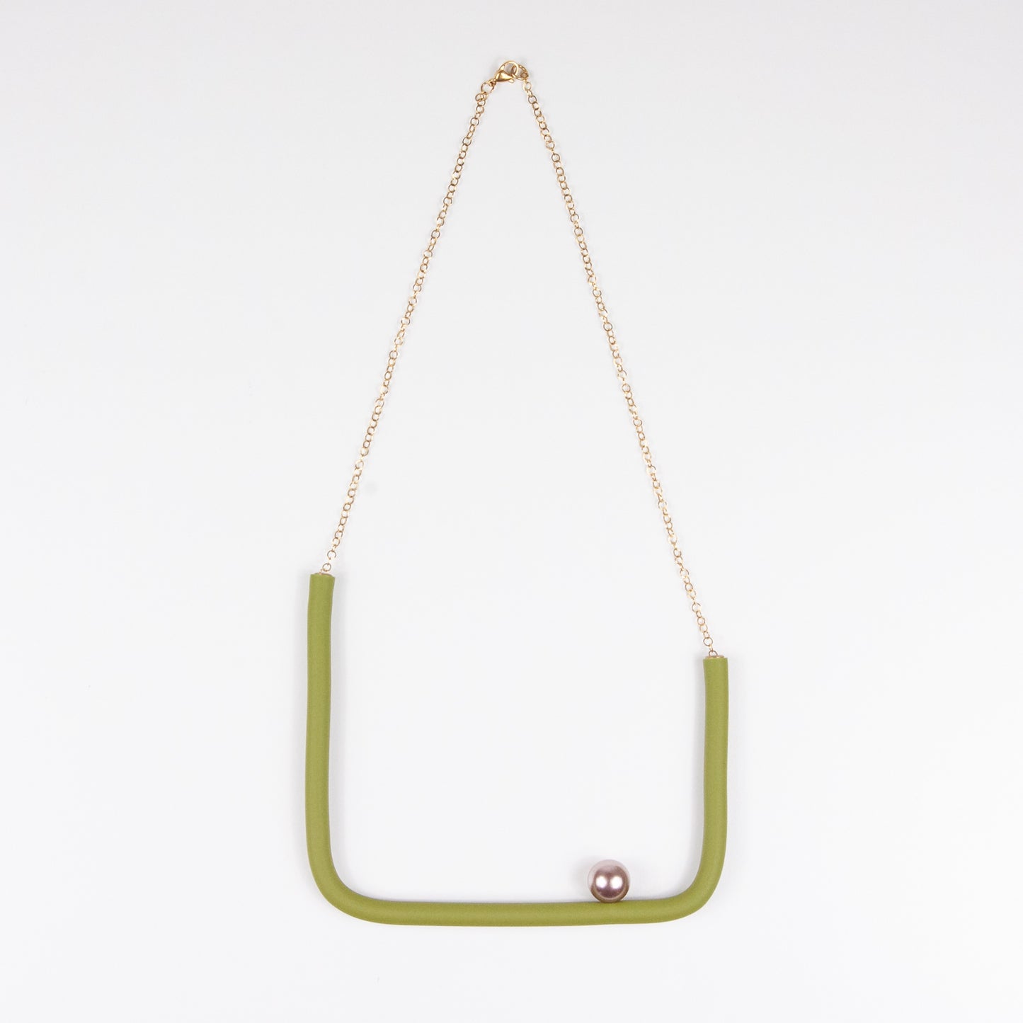 BILICO square necklace - green / golden beige pearl