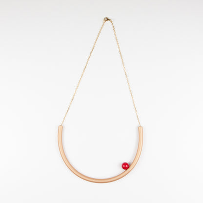 Collana rotonda BILICO - dorato / perla rossa