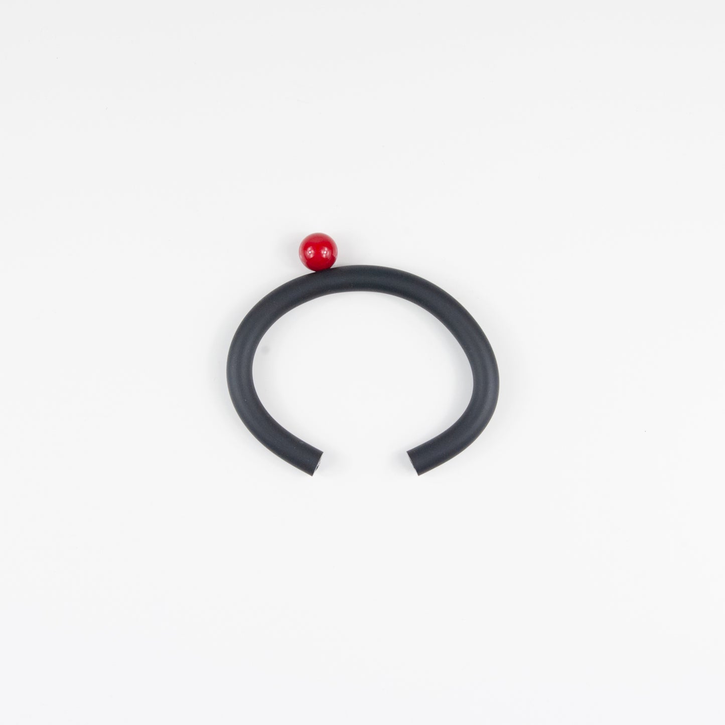 Bracciale BILICO - nero / perla rossa