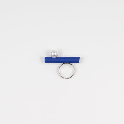 Anello BILICO - blu inchiostro / perla bianca