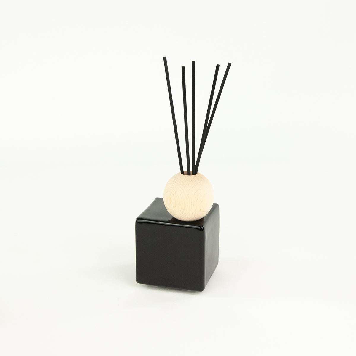 SOLID cube- fragrance diffuser