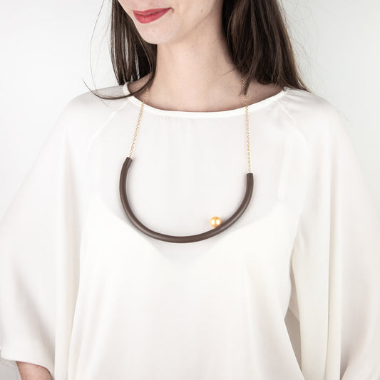 BILICO round necklace - brown / gold pearl