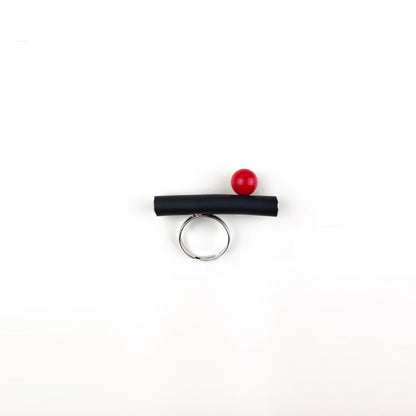 Anello BILICO - nero / perla rossa
