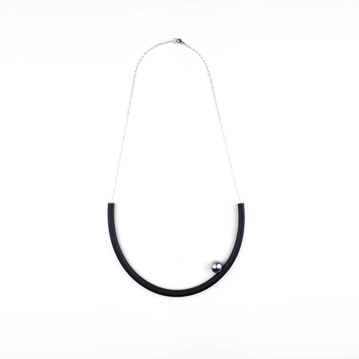 BILICO round necklace - black / gold pearl