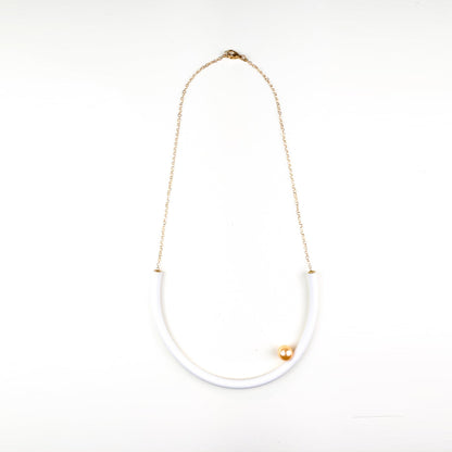 BILICO round necklace - white / gold pearl