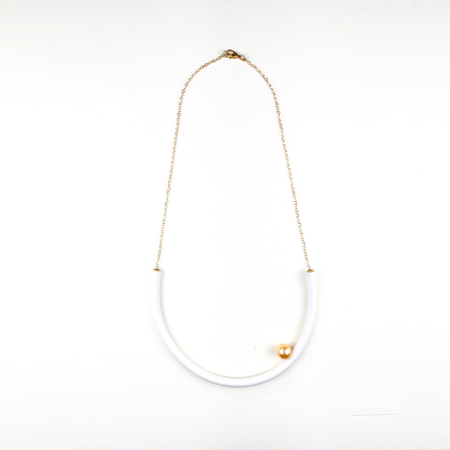 Collana rotonda BILICO - bianco / perla oro